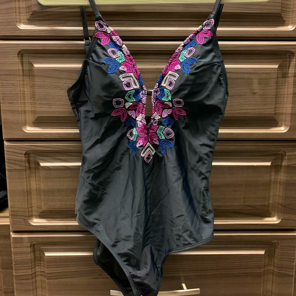 Design Lab Black One Piece with colorful inlay